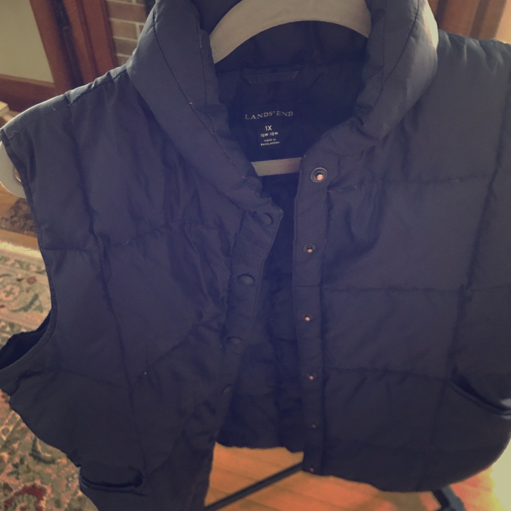 Old Navy Navy Blue Puffy Vest.